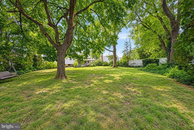 105 MCINTOSH RD, Cherry Hill, NJ 08003