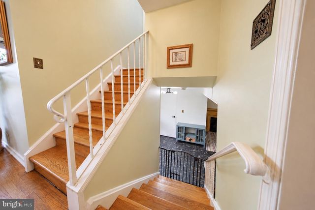 105 MCINTOSH RD, Cherry Hill, NJ 08003