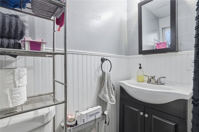 433 Cavitt Avenue, Trafford, PA 15085