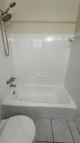 717 SE 16th Street 3, Fort Lauderdale, FL 33316