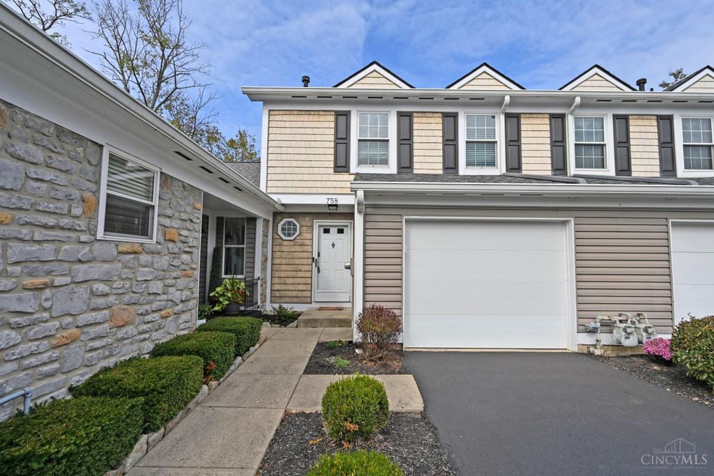 758 Stoneharbor Lane, Hamilton Twp, OH 45039