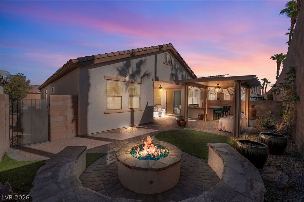 605 Viale Machiavelli Lane, Henderson, NV 89011 — photo 2