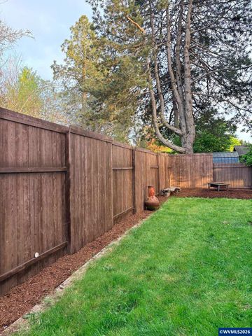 1060 SE Marion Av, Corvallis, OR 97333