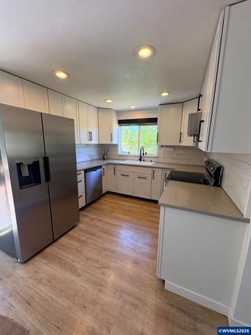1060 SE Marion Av, Corvallis, OR 97333