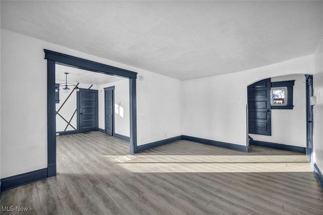 14208 Jenne Avenue, Cleveland, OH 44110