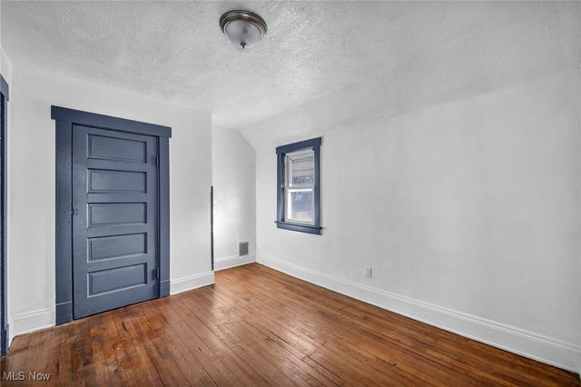 14208 Jenne Avenue, Cleveland, OH 44110