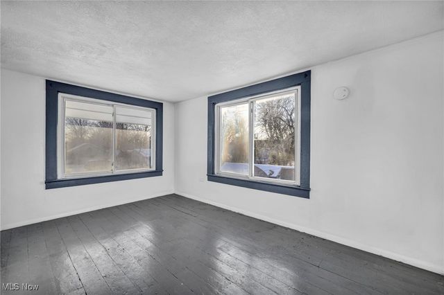 14208 Jenne Avenue, Cleveland, OH 44110