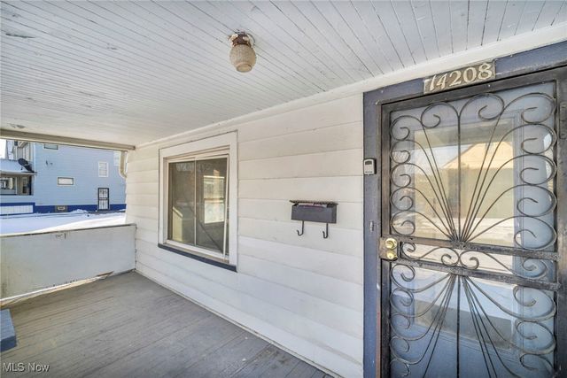 14208 Jenne Avenue, Cleveland, OH 44110