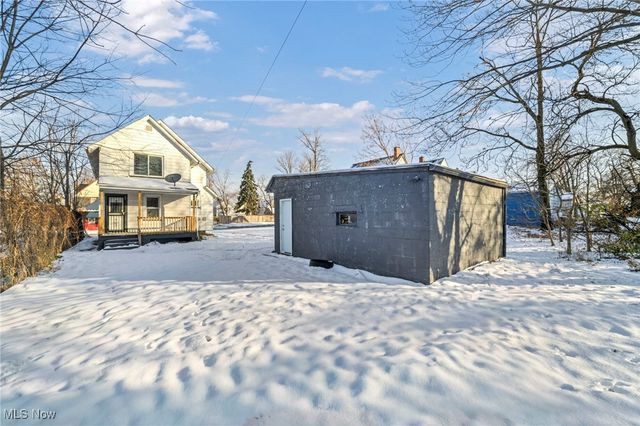 14208 Jenne Avenue, Cleveland, OH 44110