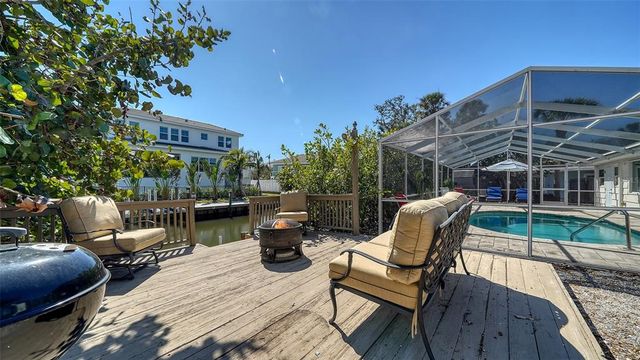 514 RALPH STREET, Sarasota, FL 34242
