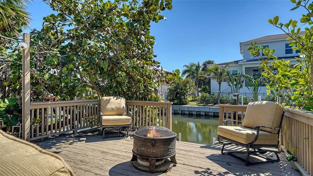 514 RALPH STREET, Sarasota, FL 34242