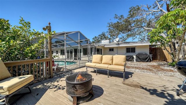 514 RALPH STREET, Sarasota, FL 34242