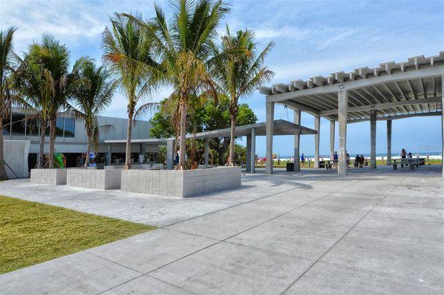 514 RALPH STREET, Sarasota, FL 34242