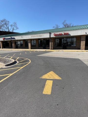 1832 S ARLINGTON HEIGHTS Road, Arlington Heights, IL 60005