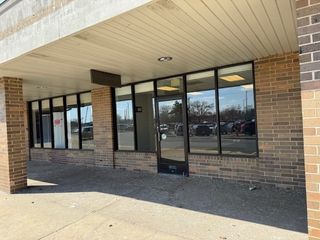 1832 S ARLINGTON HEIGHTS Road, Arlington Heights, IL 60005