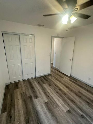 555 W 6th Street 1, Riviera Beach, FL 33404