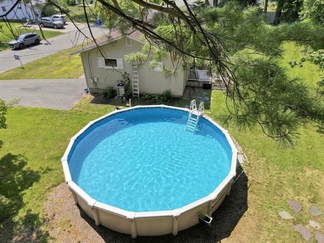36 Regal St, Holliston, MA 01746