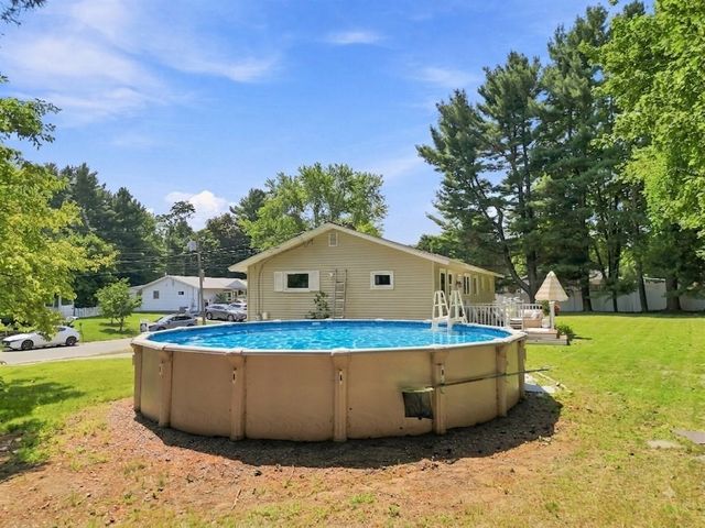 36 Regal St, Holliston, MA 01746