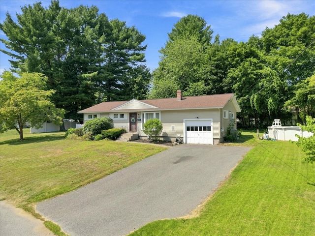 36 Regal St, Holliston, MA 01746
