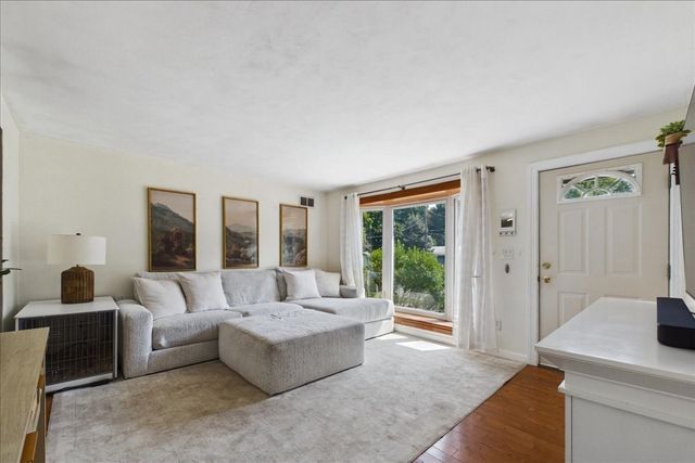 36 Regal St, Holliston, MA 01746