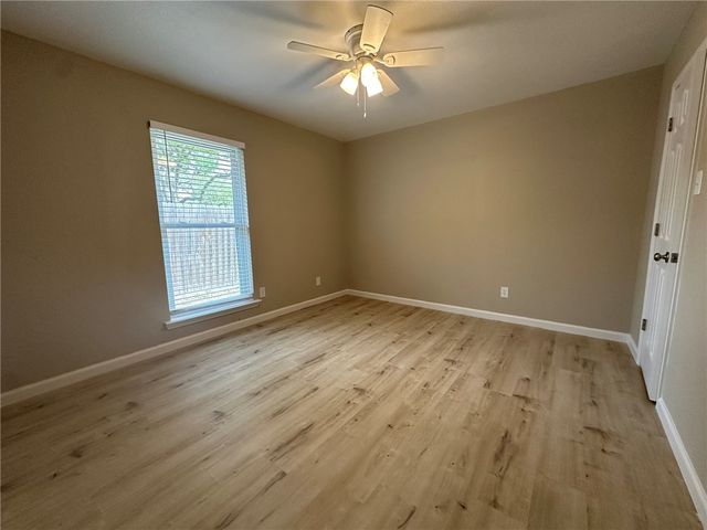 314 San Saba Dr, Portland, TX 78374