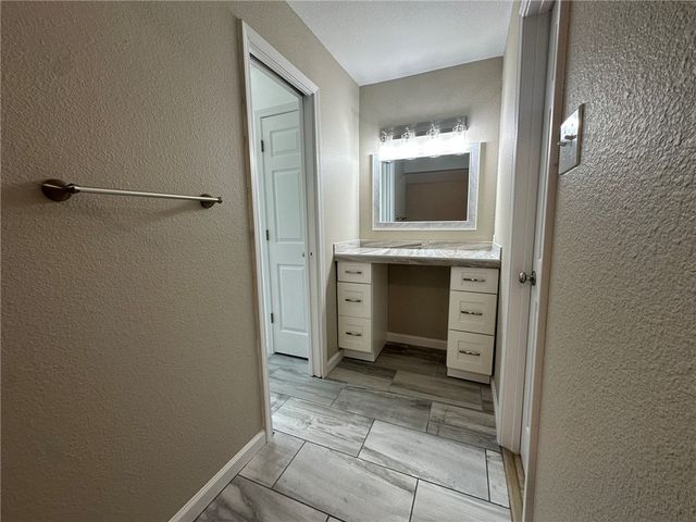 314 San Saba Dr, Portland, TX 78374