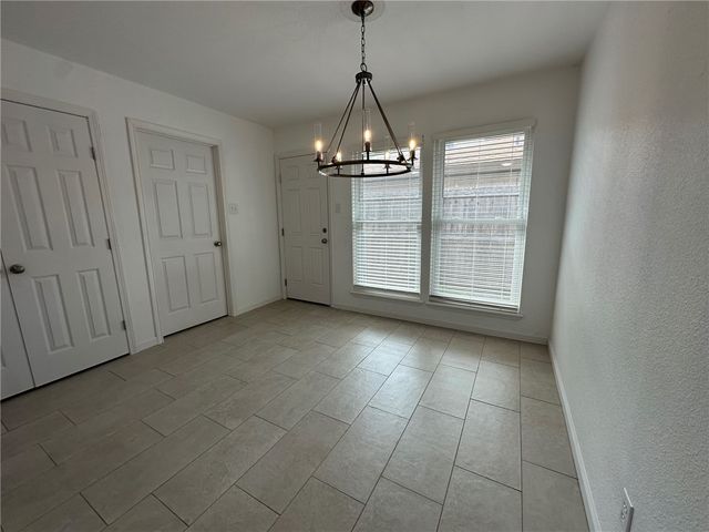 314 San Saba Dr, Portland, TX 78374