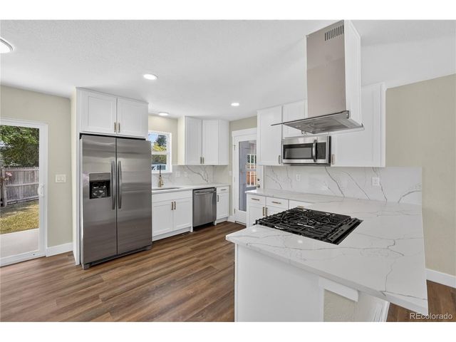 8494 W 74th Pl, Arvada, CO 80005
