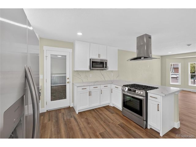 8494 W 74th Pl, Arvada, CO 80005