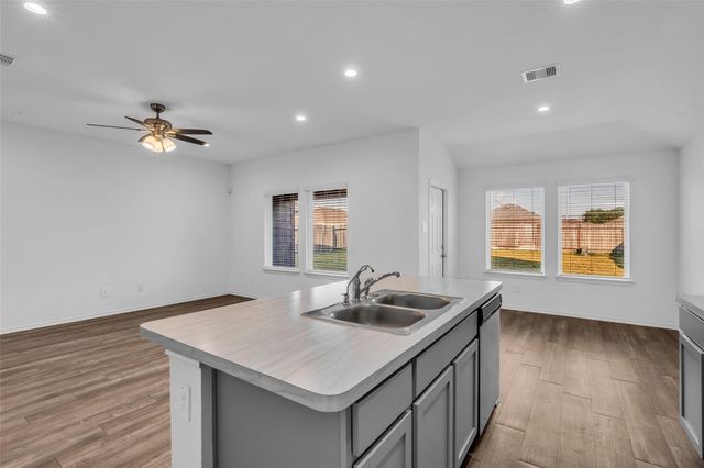 24737 Majestic Cone Lane, Magnolia, TX 77355
