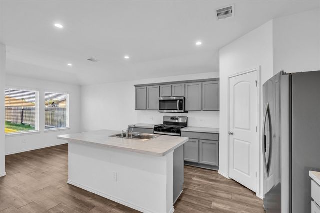24737 Majestic Cone Lane, Magnolia, TX 77355