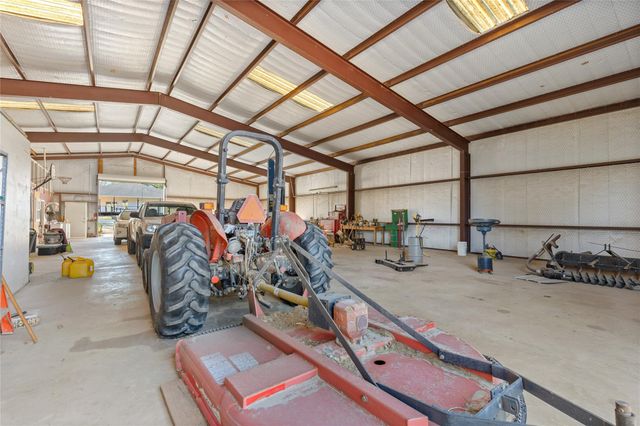 164 Fcr 400, Buffalo, TX 75831