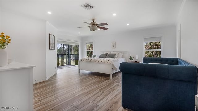 2920 24th AVE SE, Naples, FL 34117