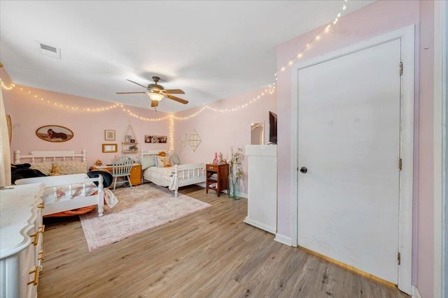 2919 Purple Finch RD, Roanoke, VA 24018