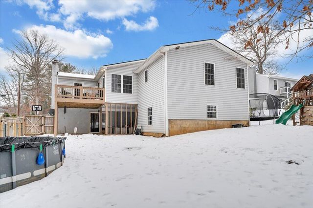 2919 Purple Finch RD, Roanoke, VA 24018