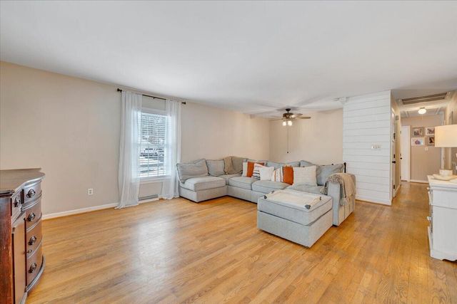 2919 Purple Finch RD, Roanoke, VA 24018