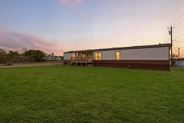 3210 Robinhood Drive, Granbury, TX 76048