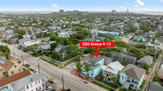 2025 Avenue N 1/2, Galveston, TX 77550