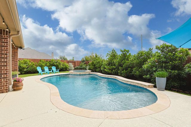 27910 Castle Park Lane, Fulshear, TX 77441