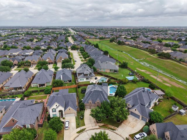 27910 Castle Park Lane, Fulshear, TX 77441