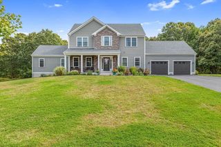 32 Ridge St, Berkley, MA 02779