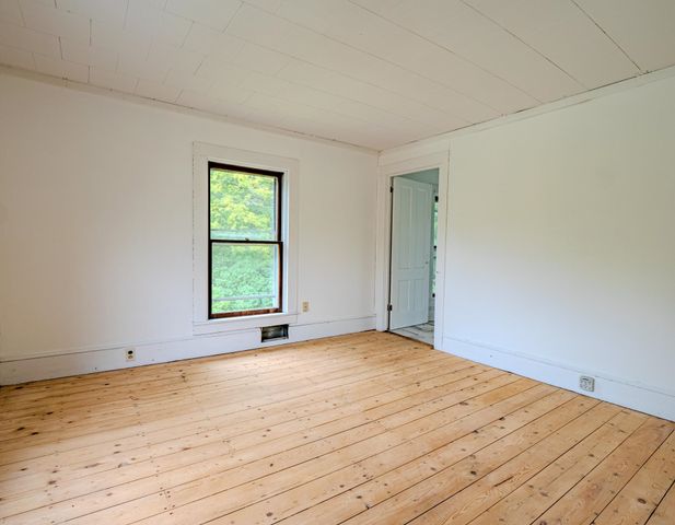 40 East Street, Middletown Springs, VT 05757