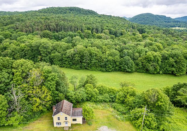 40 East Street, Middletown Springs, VT 05757