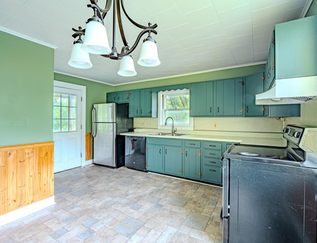 40 East Street, Middletown Springs, VT 05757