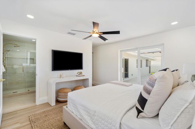 841 SE 5th Ter, Pompano Beach, FL 33060