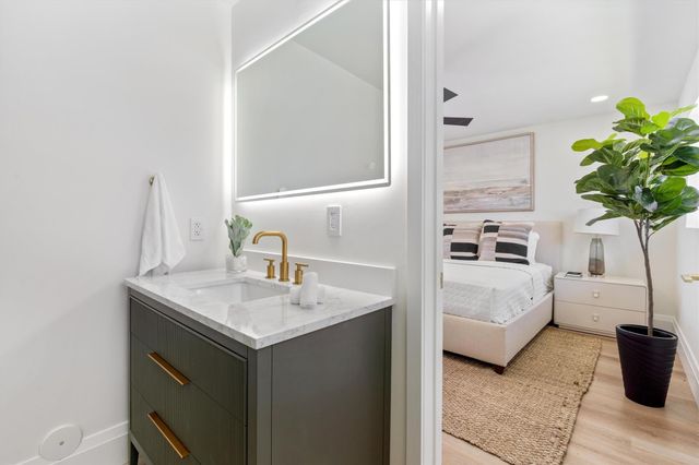 841 SE 5th Ter, Pompano Beach, FL 33060