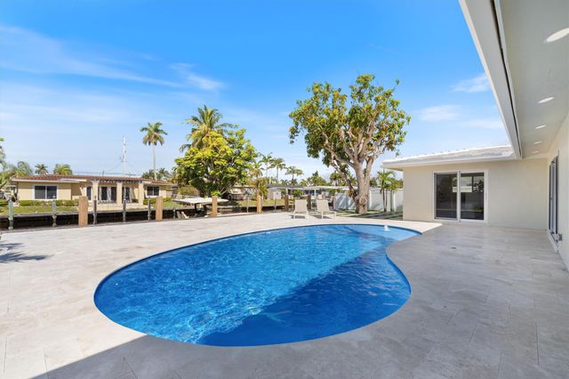 841 SE 5th Ter, Pompano Beach, FL 33060