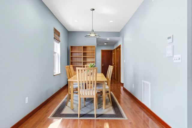 419 E 3rd St 2, Boston, MA 02127
