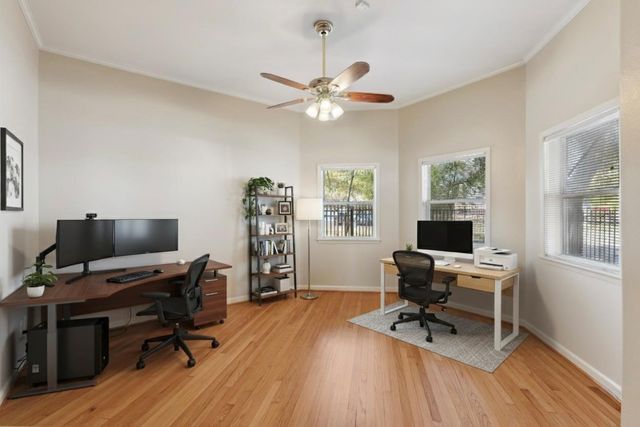 3201 White Oak Drive, Houston, TX 77007