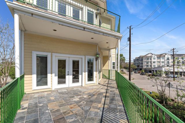 3201 White Oak Drive, Houston, TX 77007